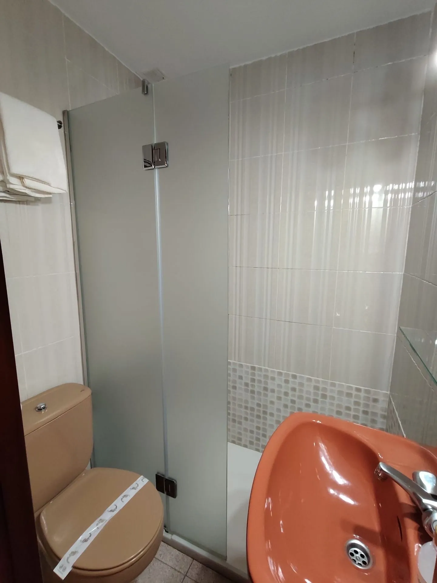 Baño habitación 305